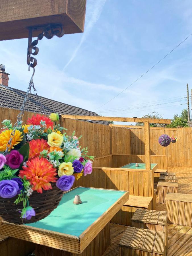 The Whistle And Flute Hotel Barnetby le Wold ภายนอก รูปภาพ