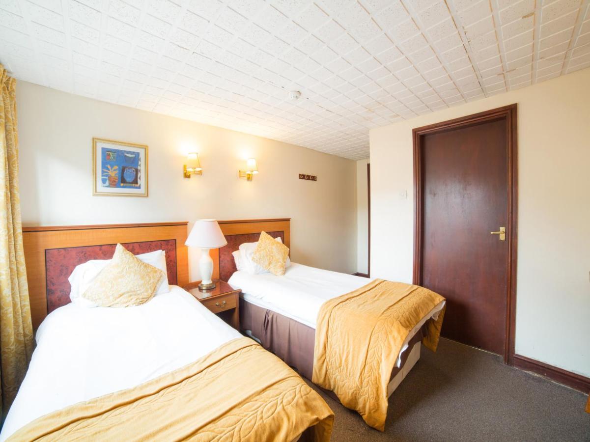 The Whistle And Flute Hotel Barnetby le Wold ภายนอก รูปภาพ