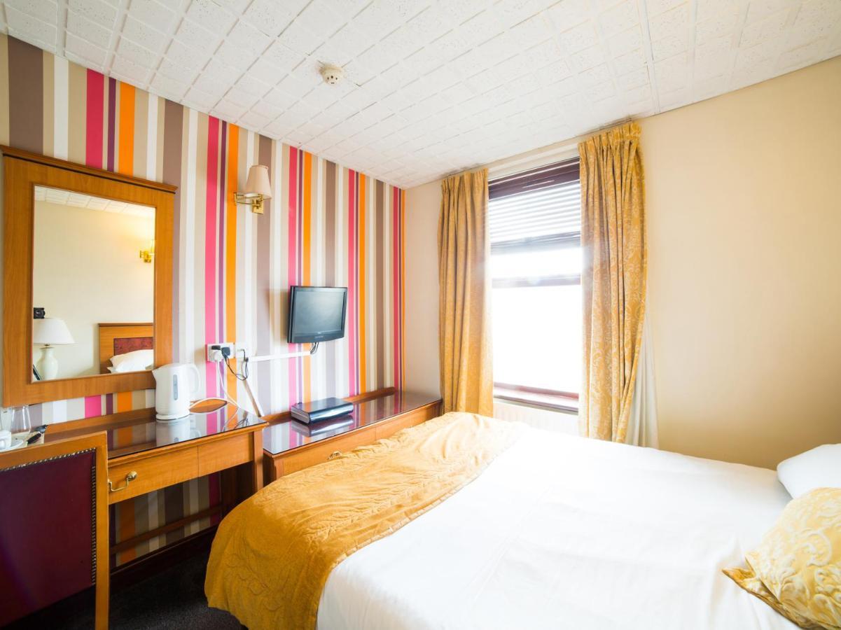 The Whistle And Flute Hotel Barnetby le Wold ภายนอก รูปภาพ