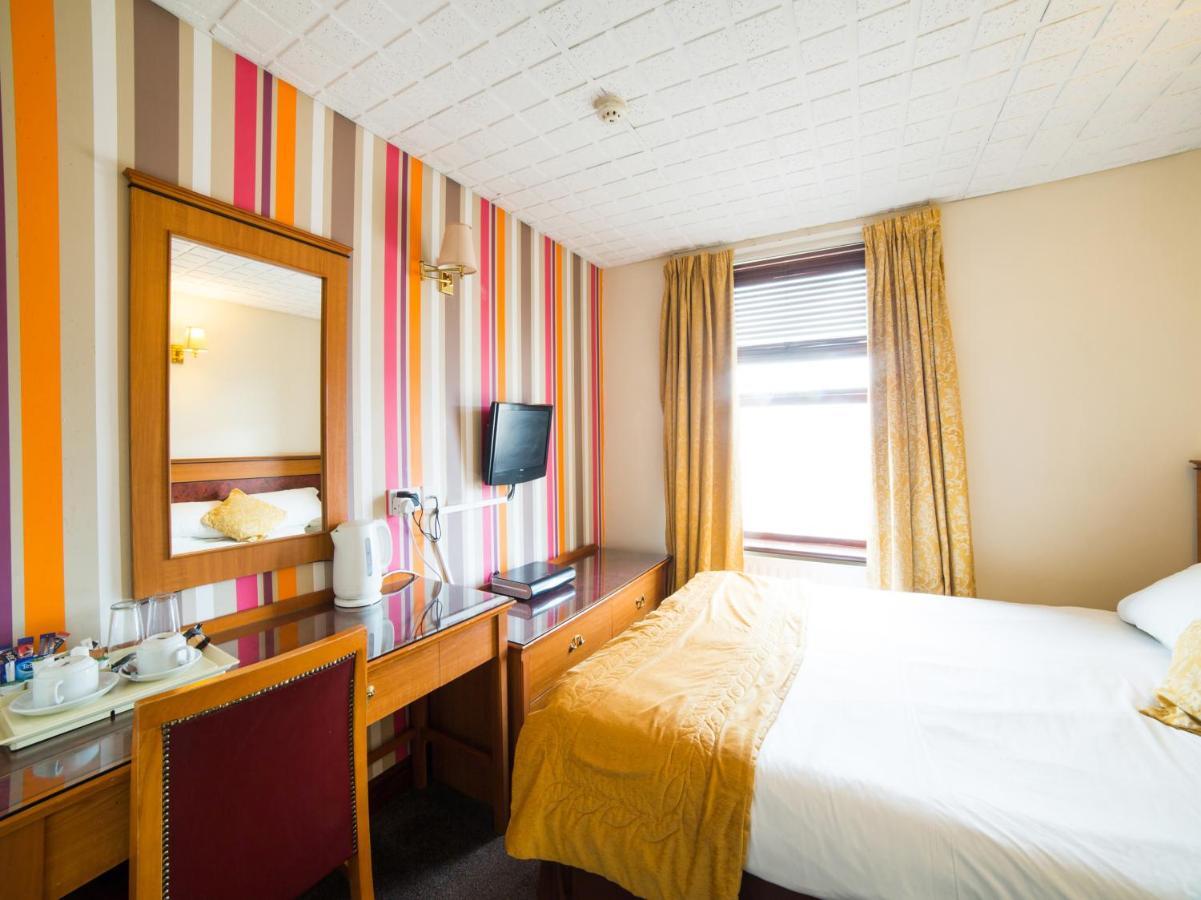 The Whistle And Flute Hotel Barnetby le Wold ภายนอก รูปภาพ